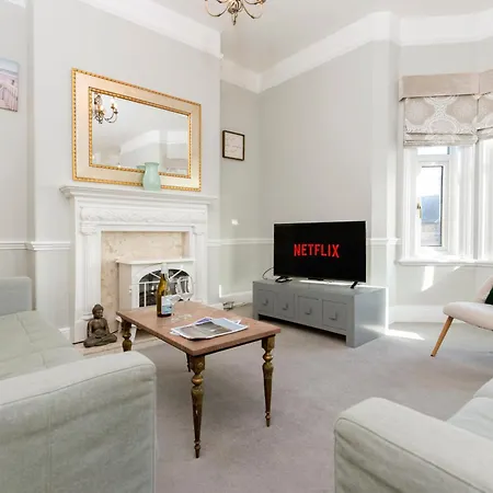 Spacious 3 Bed In Apartment Saltburn-by-the-Sea