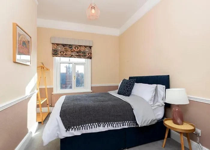 Spacious 3 Bed In