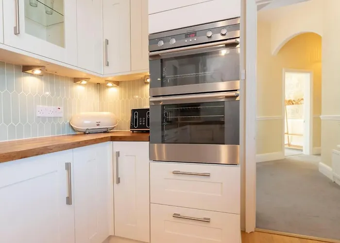 Spacious 3 Bed In Apartamento *